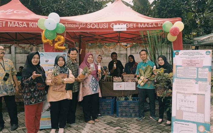 Fakultas Pertanian Uniska Gelar Bazar di Peringatan HUT ke-42 Fakultas Pertanian Uniska Gelar Bazar di Peringatan HUT ke-42