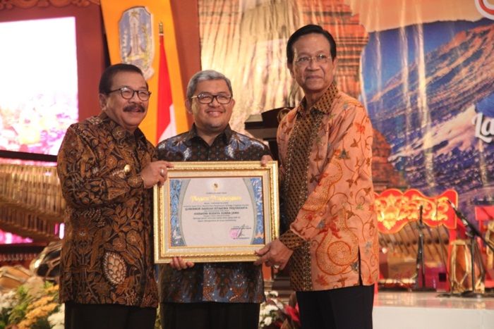 Rekonsiliasi Budaya Akhiri Ratusan Tahun Perselisihan Sunda-Jawa Rekonsiliasi Budaya Akhiri Ratusan Tahun Perselisihan Sunda-Jawa