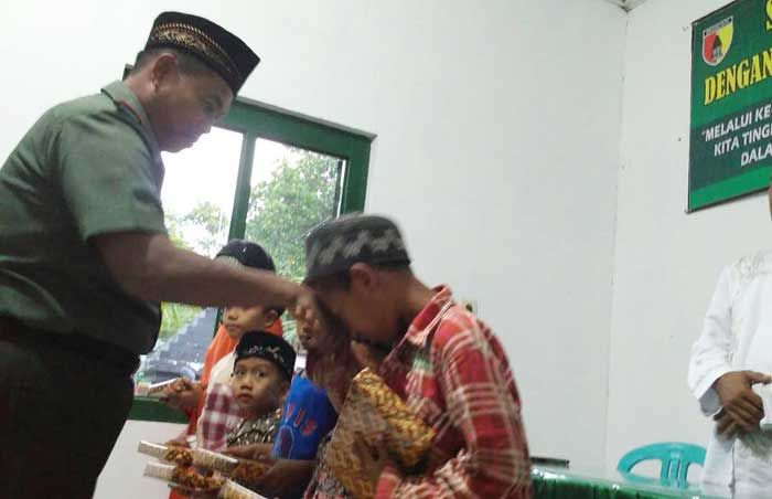 Danramil Senori Adakan Buka Bersama dengan Forpimcam, Tokoh Masyarakat dan Anak Yatim Danramil Senori Adakan Buka Bersama dengan Forpimcam, Tokoh Masyarakat dan Anak Yatim