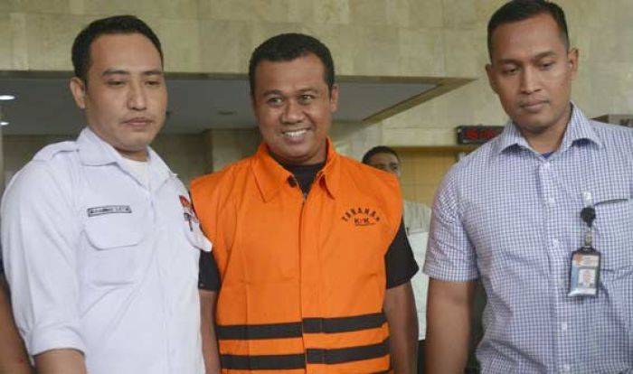 Kumpulkan Bukti Baru Kasus Suap BPJS: KPK Geledah 6 Lokasi, Sita Brankas Bupati Subang Kumpulkan Bukti Baru Kasus Suap BPJS: KPK Geledah 6 Lokasi, Sita Brankas Bupati Subang