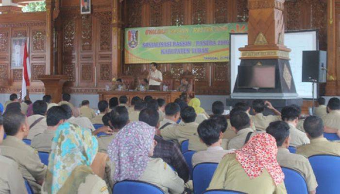 Sekda Tuban Minta Bulog Mengganti Rastra tak Layak Konsumsi yang Diterima Masyarakat Sekda Tuban Minta Bulog Mengganti Rastra tak Layak Konsumsi yang Diterima Masyarakat