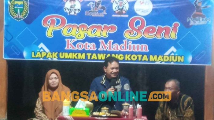 Wali Kota Madiun Buka Pasar Seni