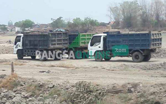 Aturan Tidak Sinkron, Tambang Tak Berizin di Gresik Juga Ditarik Pajak Aturan Tidak Sinkron, Tambang Tak Berizin di Gresik Juga Ditarik Pajak