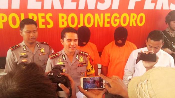 Kuras Harta Benda Majikannya, Dua Orang asal Kanor Bojonegoro Dikecrek Polisi