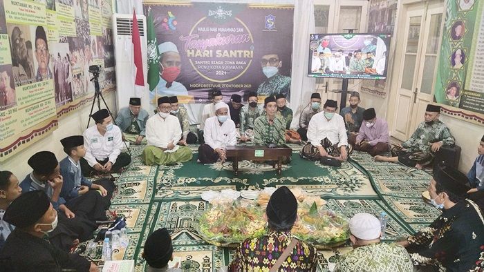 Kiai Muhibbin Sayangkan Adanya Usaha untuk Halangi PCNU Surabaya Jadi Peserta Muktamar NU ke-34 Kiai Muhibbin Sayangkan Adanya Usaha untuk Halangi PCNU Surabaya Jadi Peserta Muktamar NU ke-34