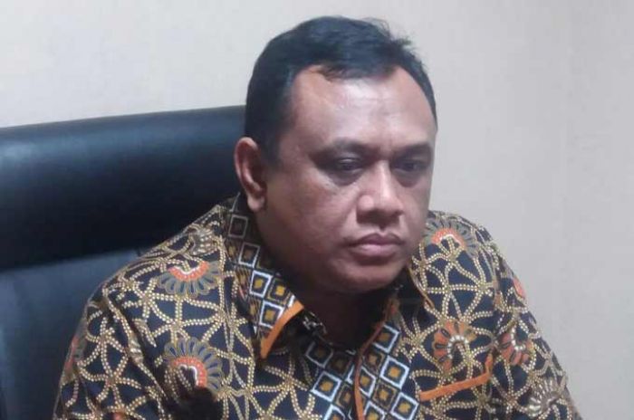 Komisi E DPRD Jatim Janji Evaluasi Dinas Pendidikan terkait Pembelian Seragam Sekolah Komisi E DPRD Jatim Janji Evaluasi Dinas Pendidikan terkait Pembelian Seragam Sekolah