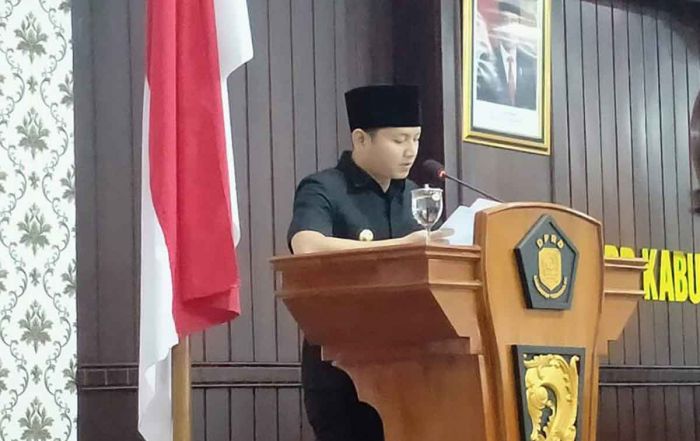 Berikut Jawaban Bupati Trenggalek atas PU Fraksi-fraksi Berikut Jawaban Bupati Trenggalek atas PU Fraksi-fraksi
