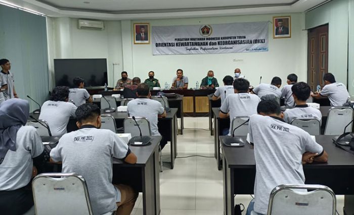 Tingkatkan Profesionalisme Wartawan, PWI Tuban Gelar OKK Tingkatkan Profesionalisme Wartawan, PWI Tuban Gelar OKK