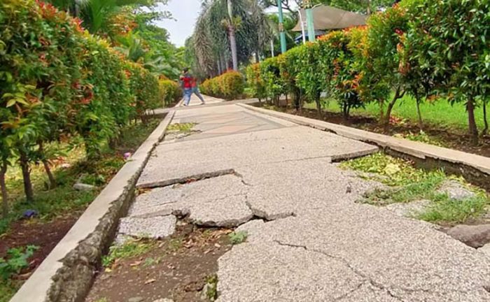 Jogging Track Alun-Alun Bangil Kurang Terawat, Lintasan Banyak yang Mengelupas