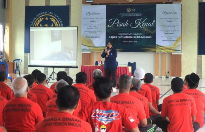 Bekali WBP Tentang Scabies, Mahasiswa Poltekkes Surabaya Gelar Penyuluhan di Lapas Pemuda Madiun Bekali WBP Tentang Scabies, Mahasiswa Poltekkes Surabaya Gelar Penyuluhan di Lapas Pemuda Madiun