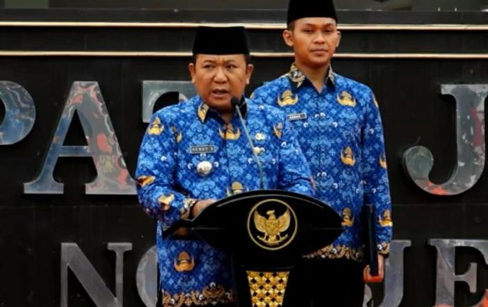 Upacara Peringatan HUT Korpri, Bupati Jember Ingatkan Nilai-Nilai Ber-AKHLAK Upacara Peringatan HUT Korpri, Bupati Jember Ingatkan Nilai-Nilai Ber-AKHLAK