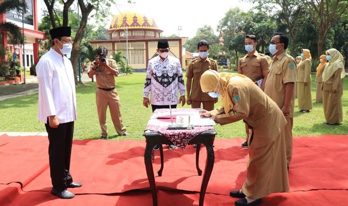 Lantik 57 Pejabat Fungsional di Lingkungan Pemkot Pasuruan, Begini Pesan Gus Ipul