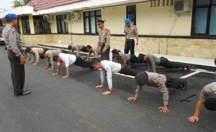 Polres Probolinggo Razia Anggota, Melanggar Dihukum Push Up 10 Kali