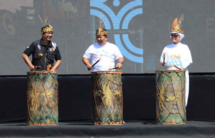 Pemkab Jember Resmikan RTH Arjasa Jadi Kampung Kreatif JFC Pemkab Jember Resmikan RTH Arjasa Jadi Kampung Kreatif JFC