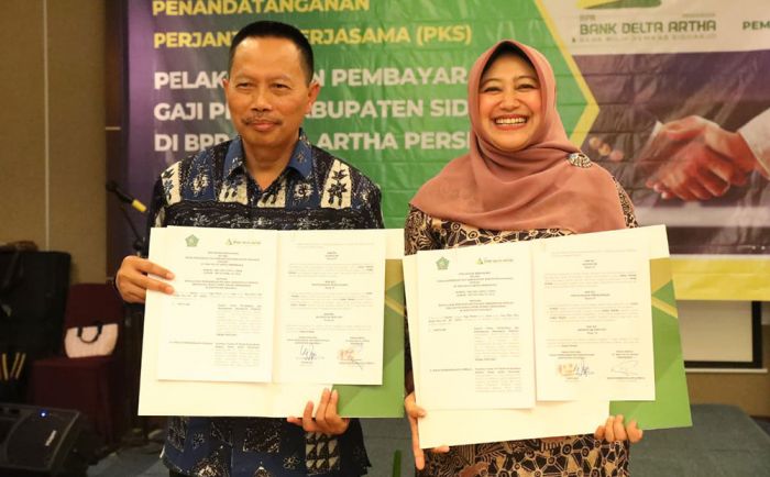 Komitmen Tingkatkan Pelayanan, BPR Delta Artha Kelola Pembayaran Gaji Guru PPPK Sidoarjo