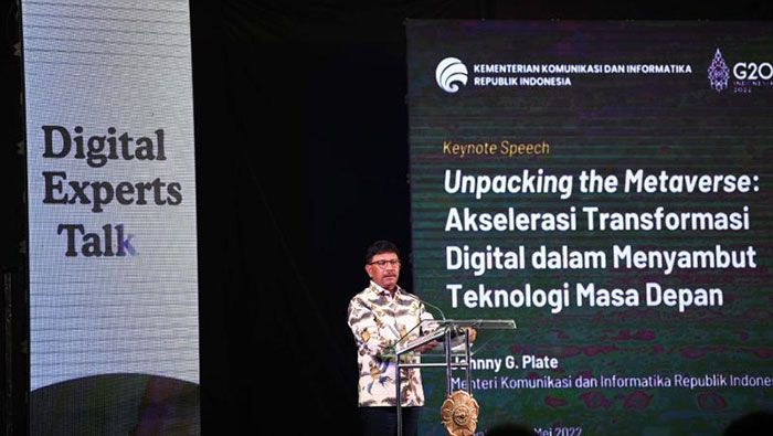Menkominfo Johnny Ajak Mahasiswa Berinovasi di Masa Peradaban Kreasi Menkominfo Johnny Ajak Mahasiswa Berinovasi di Masa Peradaban Kreasi