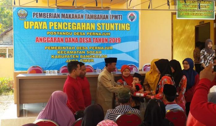 Cegah Stunting, Posyandu Desa Pernajuh Bagikan Makanan Tambahan kepada Balita dan Bumil Cegah Stunting, Posyandu Desa Pernajuh Bagikan Makanan Tambahan kepada Balita dan Bumil