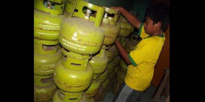 Harga LPG di Nganjuk Meroket, Ijin Hiswana Migas Kediri Terancam Dibekukan Harga LPG di Nganjuk Meroket, Ijin Hiswana Migas Kediri Terancam Dibekukan