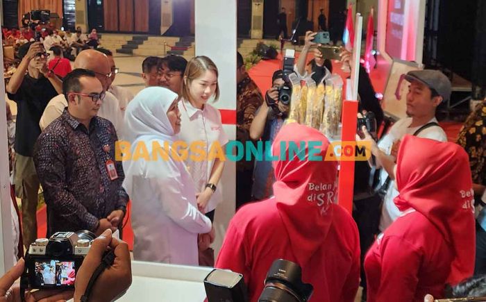 Kontribusi UMKM Terus Meningkat, Gubernur Khofifah Tawarkan Kredit Berbunga Rendah Kontribusi UMKM Terus Meningkat, Gubernur Khofifah Tawarkan Kredit Berbunga Rendah