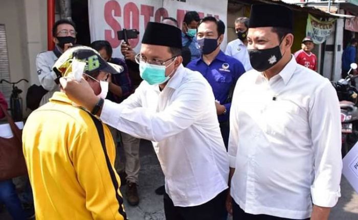Hari Kesaktian Pancasila, Gus Muhdlor: Momentum Kuatkan Solidaritas Selamatkan Warga dari Covid-19 Hari Kesaktian Pancasila, Gus Muhdlor: Momentum Kuatkan Solidaritas Selamatkan Warga dari Covid-19