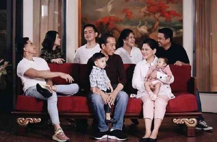 Dinasti Politik Jokowi Disorot, Presiden Pertama yang Punya Anak dan Menantu Wali Kota Dinasti Politik Jokowi Disorot, Presiden Pertama yang Punya Anak dan Menantu Wali Kota