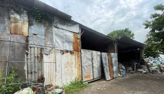 Gerebek Gudang Rongsokan di Sidoarjo, Polisi Amankan 85 Motor dan Beberapa Mobil