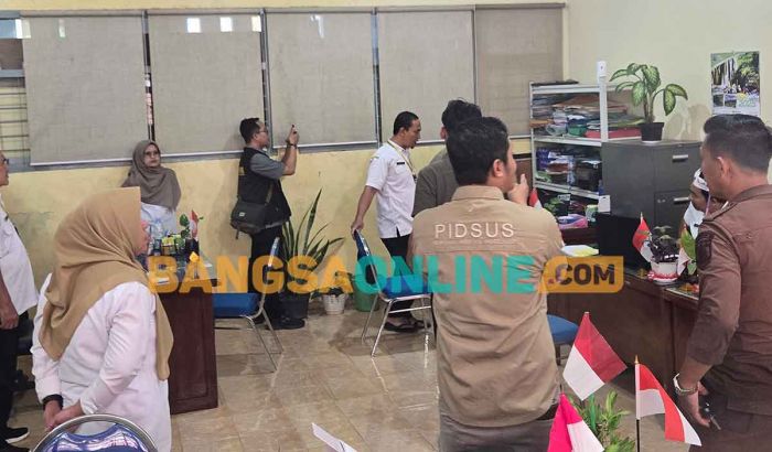 Kejaksaan Geledah Kantor Disdikdaya Kabupaten Probolinggo soal Dugaan Korupsi Double Job dan BOP