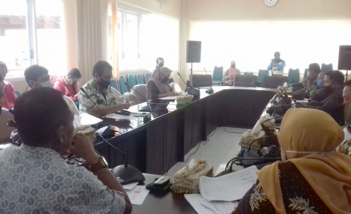 RDP Komisi III Vs DPUPR Kota Probolinggo Berlangsung Panas