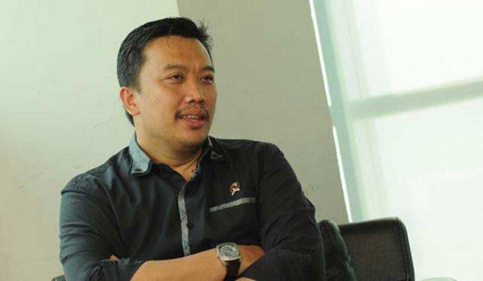 Pencabutan Pembekuan PSSI Tunggu Presiden Jokowi, Menpora: Tidak Tergantung Kongres FIFA Pencabutan Pembekuan PSSI Tunggu Presiden Jokowi, Menpora: Tidak Tergantung Kongres FIFA