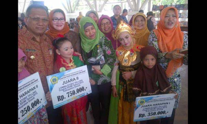 Siswa SDN II Bambe, Chintya Lailatul Azahroh Raih The Best Story Telling Gresik 2015