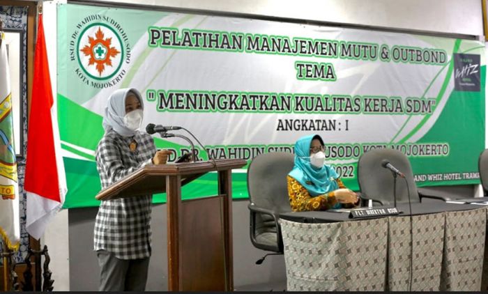 Buka Pelatihan Manajemen Mutu, Wali Kota Mojokerto Dorong Peningkatan Pelayanan RSUD Surodinawan Buka Pelatihan Manajemen Mutu, Wali Kota Mojokerto Dorong Peningkatan Pelayanan RSUD Surodinawan