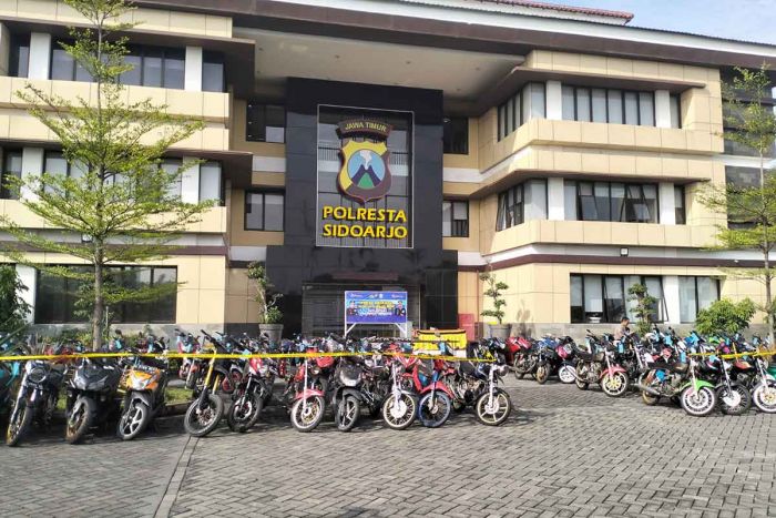 ​Polresta Sidoarjo Amankan 120 Sepeda Motor Hasil Balap Liar