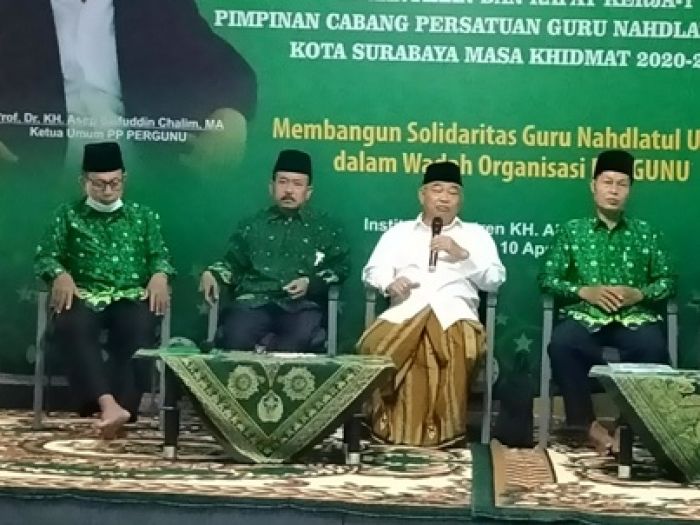 Pengurus Pergunu Surabaya Dilantik, Kiai Asep Ingatkan Guru, Tak Ada Murid Bodoh Pengurus Pergunu Surabaya Dilantik, Kiai Asep Ingatkan Guru, Tak Ada Murid Bodoh