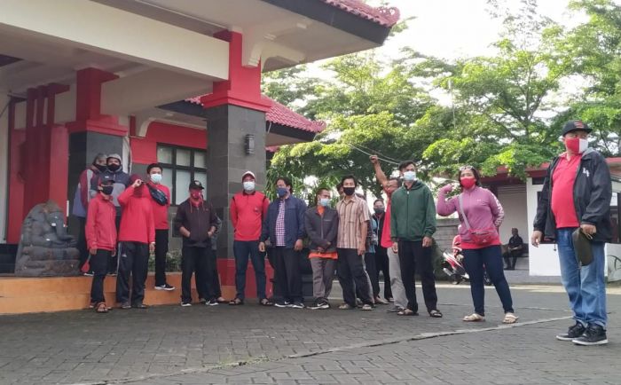 Diputus Kontrak Sepihak, Karyawan Kebersihan Outsourcing Demo Kantor DLH, Dampak Pilkada?