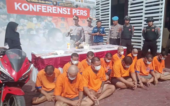 Polisi di Probolinggo Ringkus 11 Pengedar Narkoba Polisi di Probolinggo Ringkus 11 Pengedar Narkoba