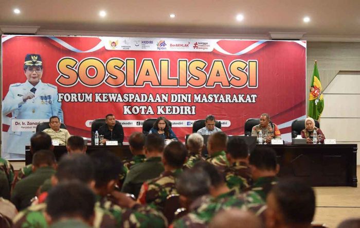 Pj Wali Kota Kediri Tekankan Berbagai Hal saat Sosialisasi Forum Kewaspadaan Dini Masyarakat Pj Wali Kota Kediri Tekankan Berbagai Hal saat Sosialisasi Forum Kewaspadaan Dini Masyarakat