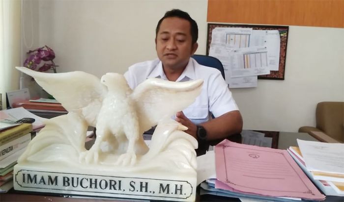 Enam ABG Pelaku Pencurian BBM Terancam Hukuman 7 Tahun Penjara Enam ABG Pelaku Pencurian BBM Terancam Hukuman 7 Tahun Penjara