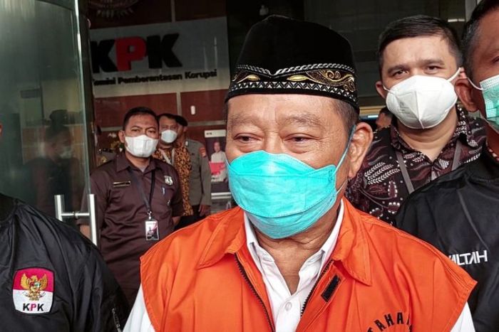 KPK Sita Uang Tunai Rp 5,6 M dan 64.000 Dollar AS Saat Usut Gratifikasi Mantan Bupati Sidoarjo KPK Sita Uang Tunai Rp 5,6 M dan 64.000 Dollar AS Saat Usut Gratifikasi Mantan Bupati Sidoarjo
