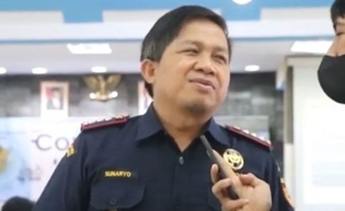 Bea Cukai Kediri Tangkap Truk Pengangkut Rokok Ilegal Senilai Rp2,18 Miliar Bea Cukai Kediri Tangkap Truk Pengangkut Rokok Ilegal Senilai Rp2,18 Miliar