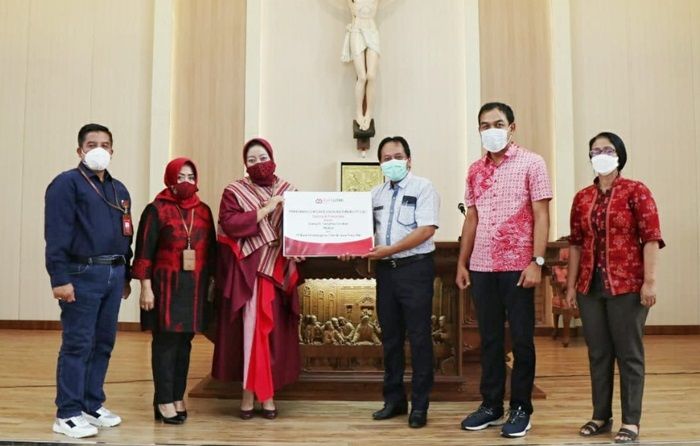 Bank Jatim Serahkan CSR untuk Gereja Santa Maria Assumpta Caruban