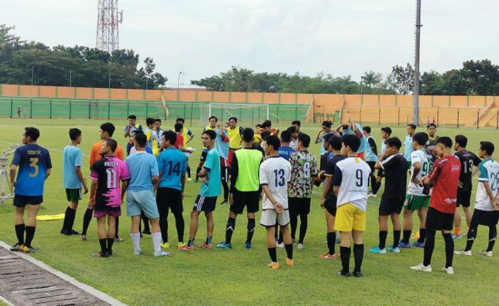 Seleksi Perdana, Pelatih Persibo Jaring 28 Pemain Lokal Seleksi Perdana, Pelatih Persibo Jaring 28 Pemain Lokal