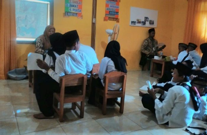 Diduga Hanya untuk Dapatkan Sertifikat Syahadah, Munaqosah di Tuban Tuai Protes TPQ Diduga Hanya untuk Dapatkan Sertifikat Syahadah, Munaqosah di Tuban Tuai Protes TPQ