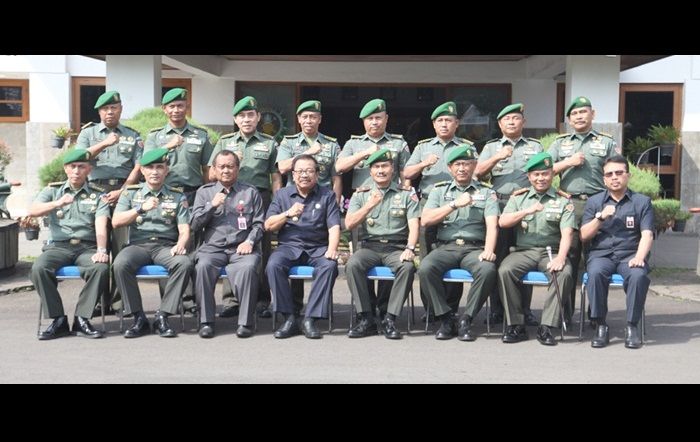 Pakde Karwo Paparkan Konsep 3 Pilar Plus di depan Ratusan Pasis Seskoad