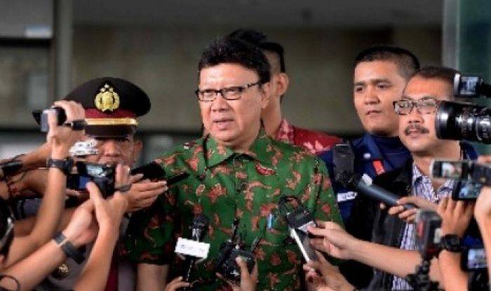 Mendagri Datangi KPK Bahas Rekening Gendut Kepala Daerah Mendagri Datangi KPK Bahas Rekening Gendut Kepala Daerah