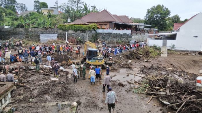 Korban Meninggal Akibat Banjir Bandang Kota Batu Jadi Lima Orang Korban Meninggal Akibat Banjir Bandang Kota Batu Jadi Lima Orang