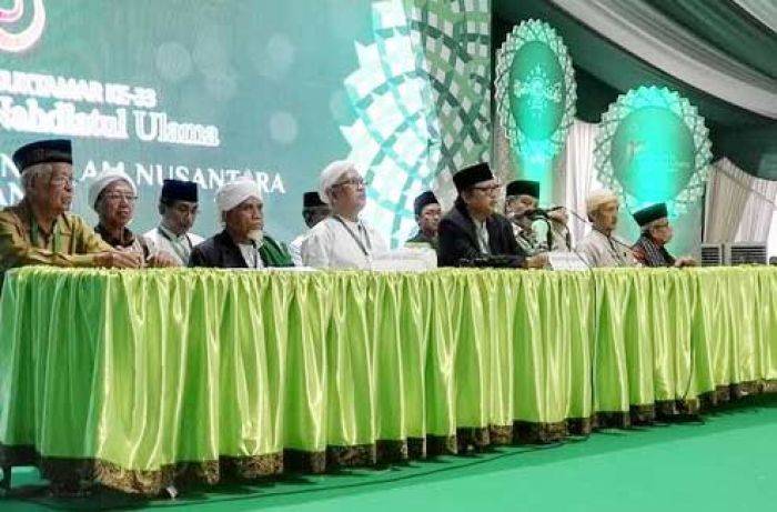 AHWA Dihapus, Gus Mus Akui Panitia Muktamar NU Kecewakan Muktamirin AHWA Dihapus, Gus Mus Akui Panitia Muktamar NU Kecewakan Muktamirin