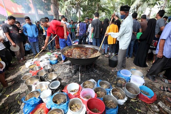 Muhammadiyah pun Instruksikan Peringati Maulid Nabi, Kenapa Ustadz Skripturalis Sibuk Membid Muhammadiyah pun Instruksikan Peringati Maulid Nabi, Kenapa Ustadz Skripturalis Sibuk Membid