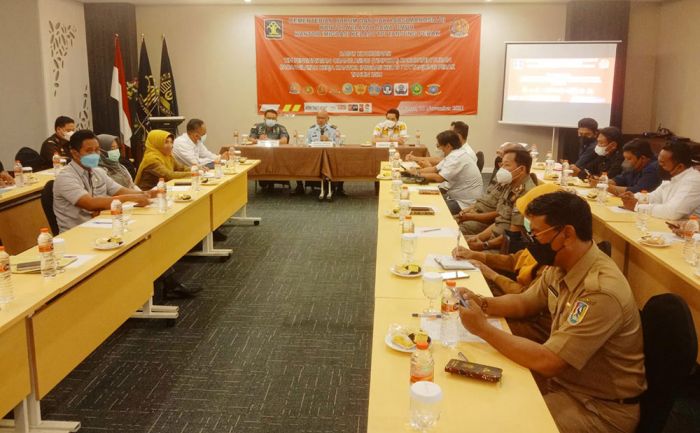 Antisipasi Covid-19 Varian Baru, Timpora Tuban Awasi Ketat Keberadaan WNA Antisipasi Covid-19 Varian Baru, Timpora Tuban Awasi Ketat Keberadaan WNA