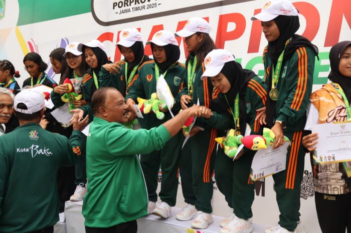 Tim Arung Jeram Putri Kota Batu Raih Medali Emas Pertama di Porprov IX Jatim Tim Arung Jeram Putri Kota Batu Raih Medali Emas Pertama di Porprov IX Jatim