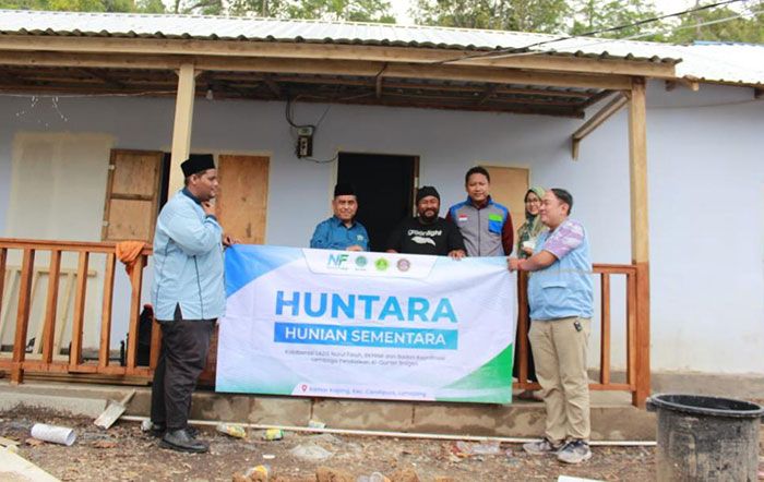 Bersama BKPRMI Jatim, Lazis Nurul Falah Salurkan 4 Huntara dan Satu Mushola untuk Penyintas Semeru Bersama BKPRMI Jatim, Lazis Nurul Falah Salurkan 4 Huntara dan Satu Mushola untuk Penyintas Semeru